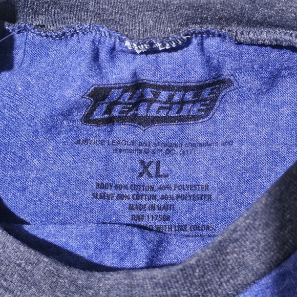 JUSTICE LEAGUE of AMERICA DC Comics Long Sleeve Shirt Youth XL - Picture 3 of 3